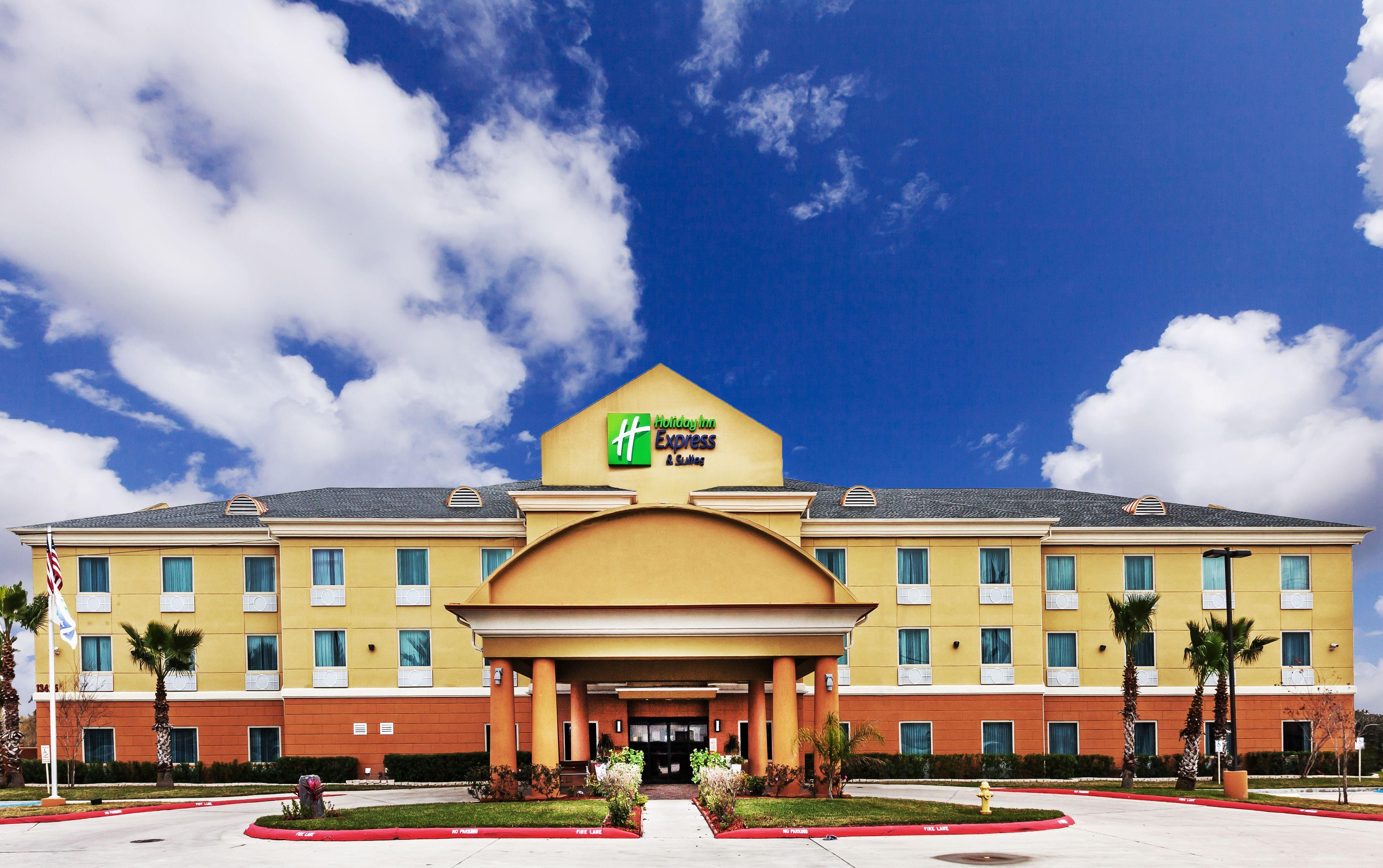 4 Business Hotels In Corpus Christi That Deliver