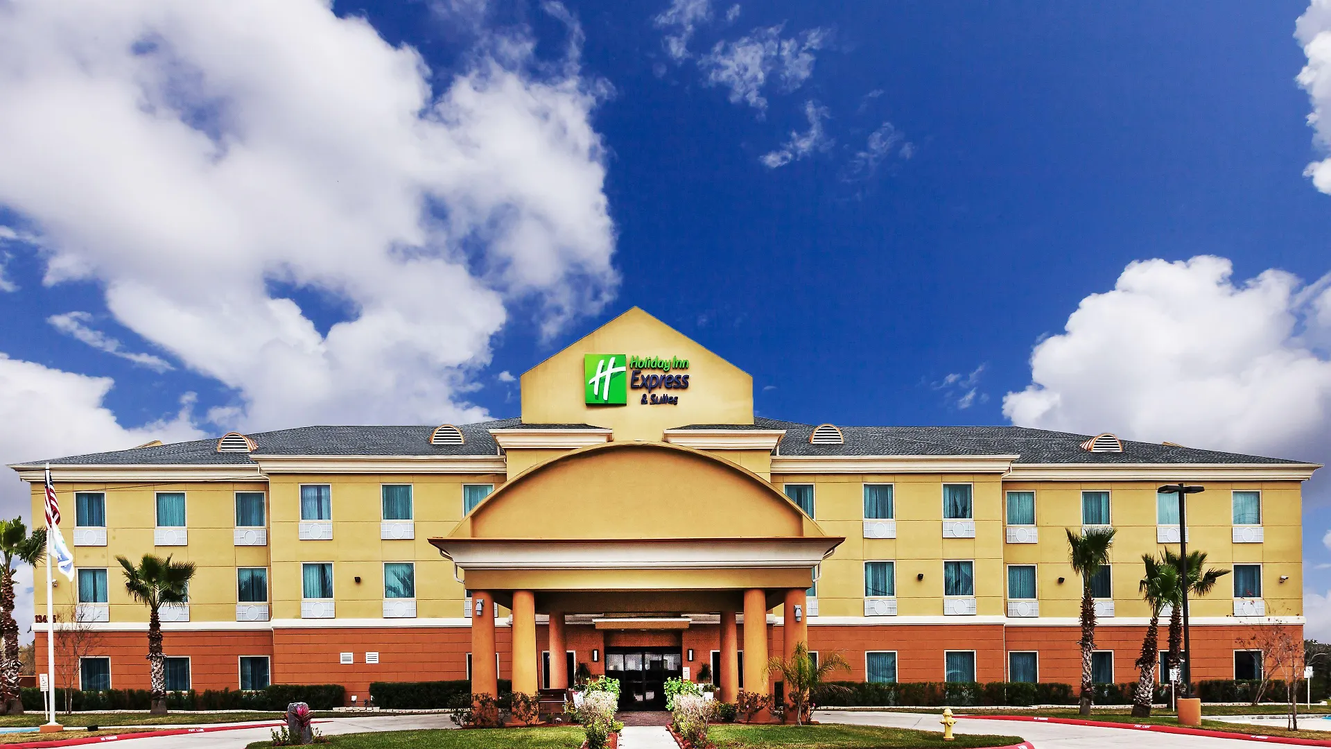 4 Business Hotels In Corpus Christi That Deliver